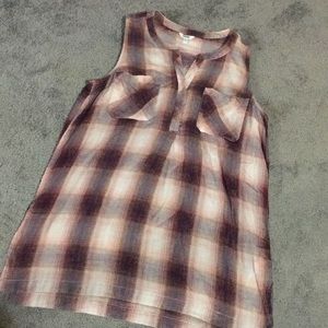 Sleeveless tunic
